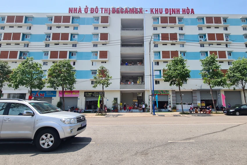 Bình Dương sẽ đầu tư xây dựng ít nhất 1 triệu căn hộ nhà ở xã hội cho đối tượng thu nhập thấp, công nhân khu công nghiệp giai đoạn 2021-2030. Ảnh: LÊ ÁNH