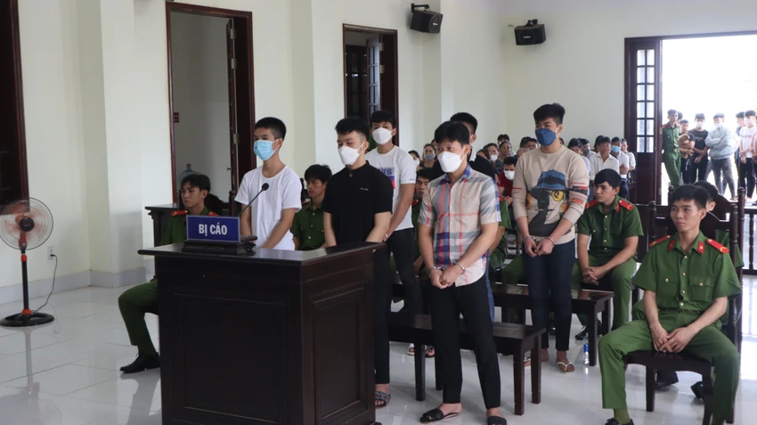 Nhóm thanh niên đánh chết nam học sinh lãnh án. Ảnh: LA Nhóm thanh niên đánh chết nam học sinh lãnh án. Ảnh: LA