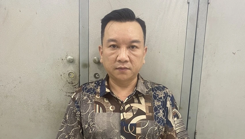 Thường bị bắt giữ sau 15 năm lẩn trốn. Ảnh: CA Thường bị bắt giữ sau 15 năm lẩn trốn. Ảnh: CA