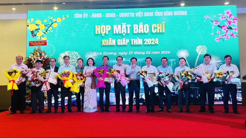 báo chí