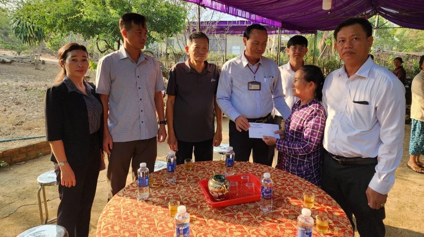 đuối nước.jpg