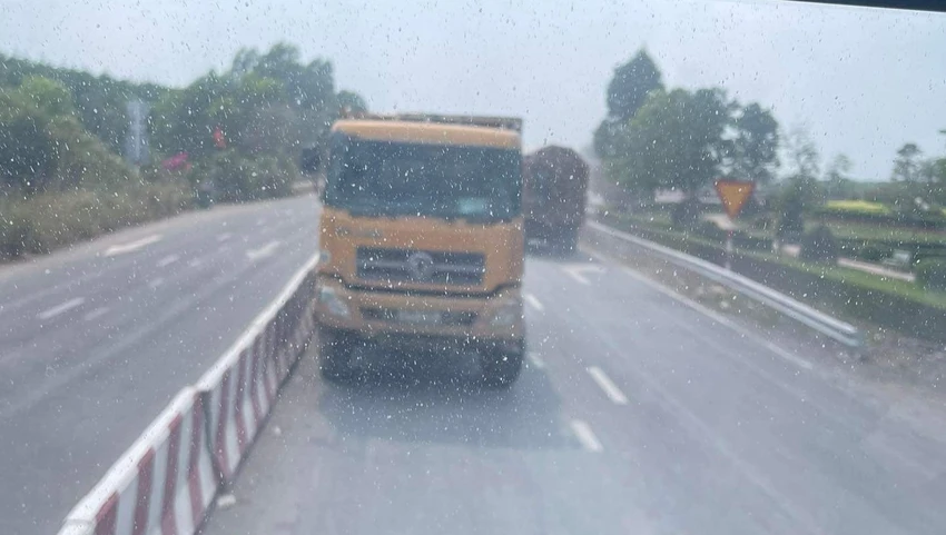 đi ngược chiều
