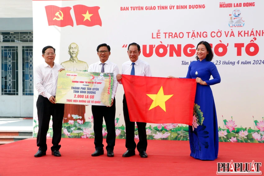 Cờ Tổ Quốc