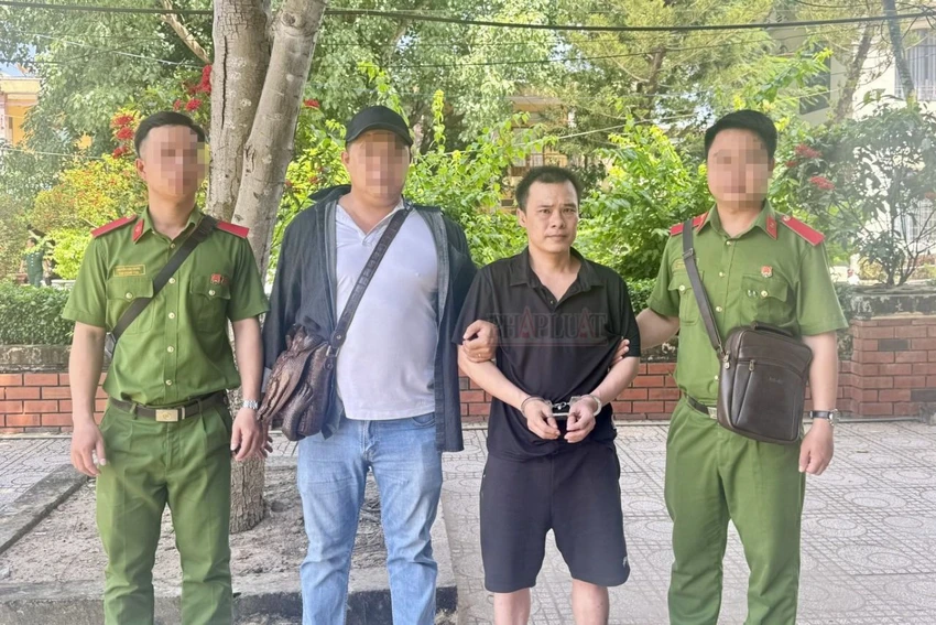 cướp tiệm vàng (5).jpg