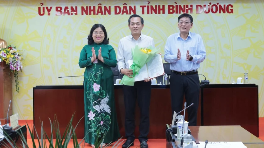 Trung tâm Phục vụ hành chính (5).jpg