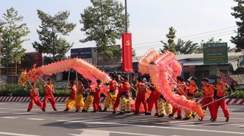 lân sư rồng (2).jpg
