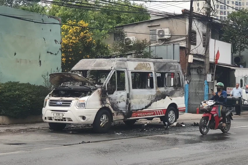 xe cấp cứu (3).jpg