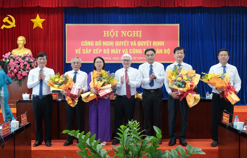 Trường Đại học (2).jpg