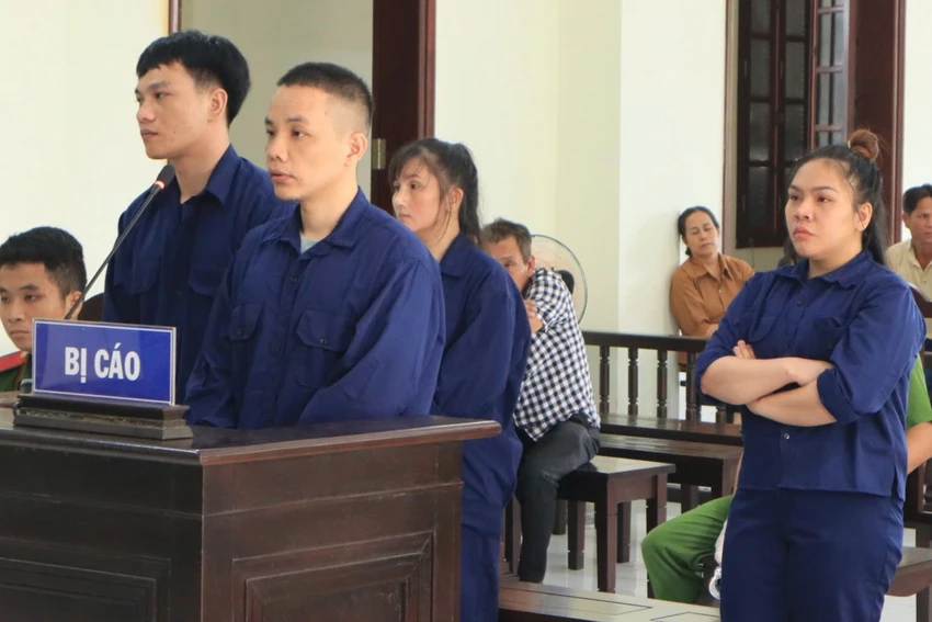 người bí ẩn.jpg