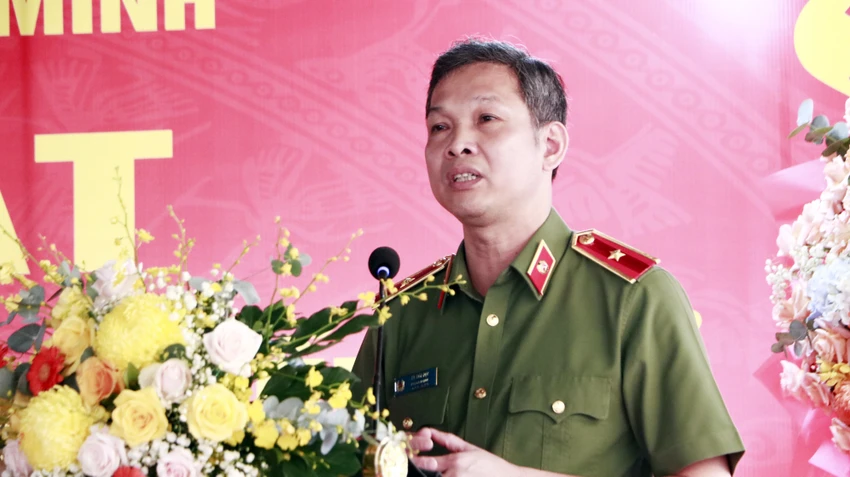 Thiếu tướng Tạ Văn Đẹp, Phó Giám đốc Công an TP.HCM phát biểu tại lễ ra mắt. Ảnh: LÊ ÁNH