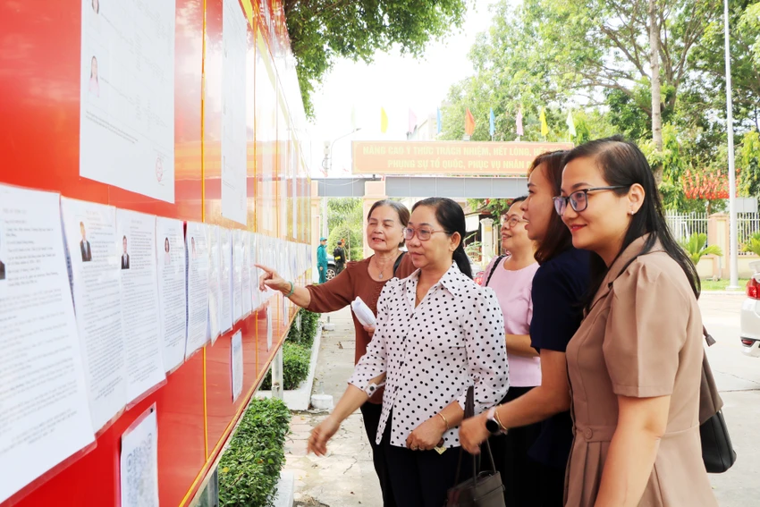 bầu cử (2).JPG