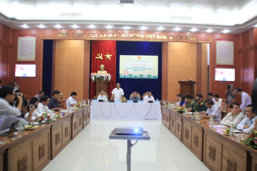 Quảng Nam: Giám đốc Sở trẻ tuổi nhất nước trúng cử ảnh 2