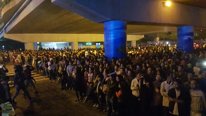 Đà Nẵng tưng bừng chào mừng năm mới 2018 ảnh 10