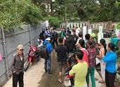 Đà Nẵng: Dân Nam Ô vây công trình đòi lại bãi biển