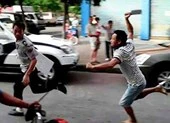3 nữ nhân viên tiệm massage bị chém