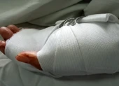 Cô gái bị nhóm thanh niên truy sát trong quán game bắn cá