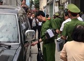 Công an hoàn tất việc khám xét nhà ông Trần Văn Minh