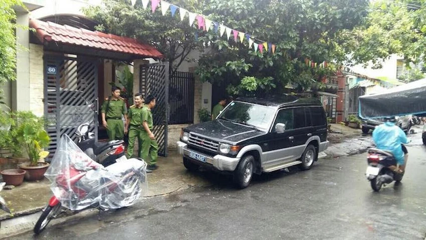 Khám xét nhà các cựu lãnh đạo công ty liên quan đến Vũ 'nhôm' ảnh 1 Khám xét nhà các cựu lãnh đạo công ty liên quan đến Vũ 'nhôm' ảnh 1