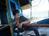 Xua đuổi hàng ngàn tàu nước ngoài xâm phạm chủ quyền VN