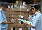 Năm 2017, ngành hải quan thu ngân sách 287.000 tỉ