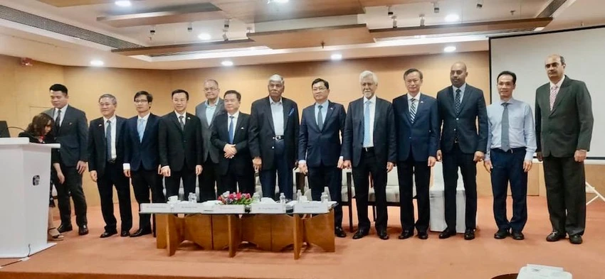 Các doanh nghiệp Ấn Độ sẽ tới Đà Nẵng tìm cơ hội hợp tác đầu tư trong thời gian tới. Các doanh nghiệp Ấn Độ sẽ tới Đà Nẵng tìm cơ hội hợp tác đầu tư trong thời gian tới.