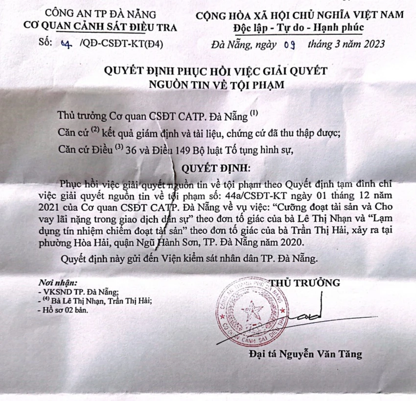Quyết định phục hồi điều tra tin tố giác tội phạm trong bài viết “Vay gần 38 tỷ, trả 50 tỷ, vẫn bị đòi 52 tỷ đồng” của PV Hoàng Quân. Ảnh: HA Quyết định phục hồi điều tra tin tố giác tội phạm trong bài viết “Vay gần 38 tỷ, trả 50 tỷ, vẫn bị đòi 52 tỷ đồng” của PV Hoàng Quân. Ảnh: HA