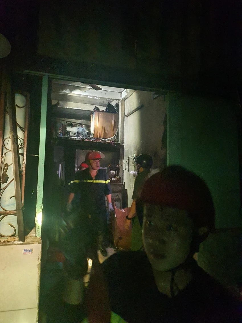 Hiện trường vụ cháy nhà. Ảnh: NT. Hiện trường vụ cháy nhà. Ảnh: NT.