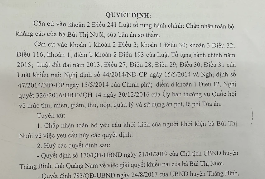 Bản án phúc thẩm chấp nhận toàn bộ yêu cầu khởi kiện của bà Nuôi, tuyên hủy các quyết định của UBND huyện Thăng Bình. Ảnh: HA Bản án phúc thẩm chấp nhận toàn bộ yêu cầu khởi kiện của bà Nuôi, tuyên hủy các quyết định của UBND huyện Thăng Bình. Ảnh: HA