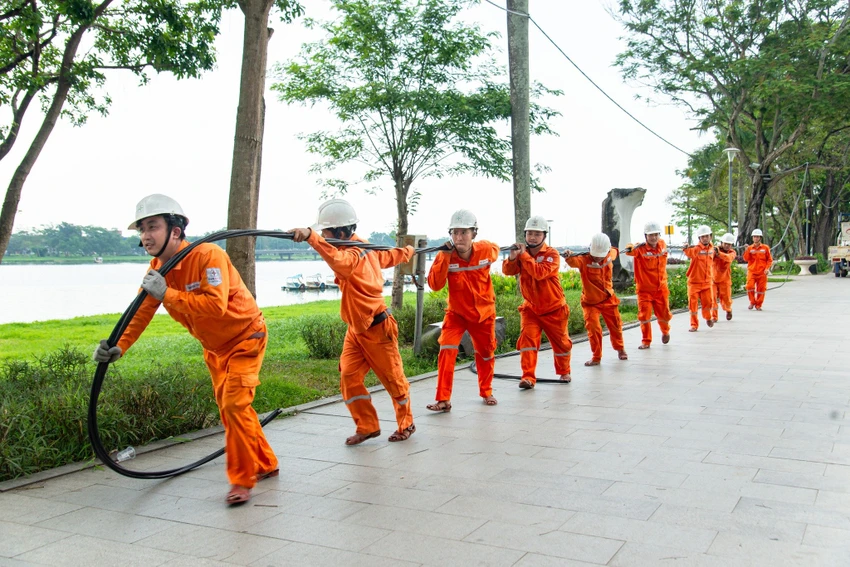 Cấp điện dịp giỗ tổ Hùng Vương