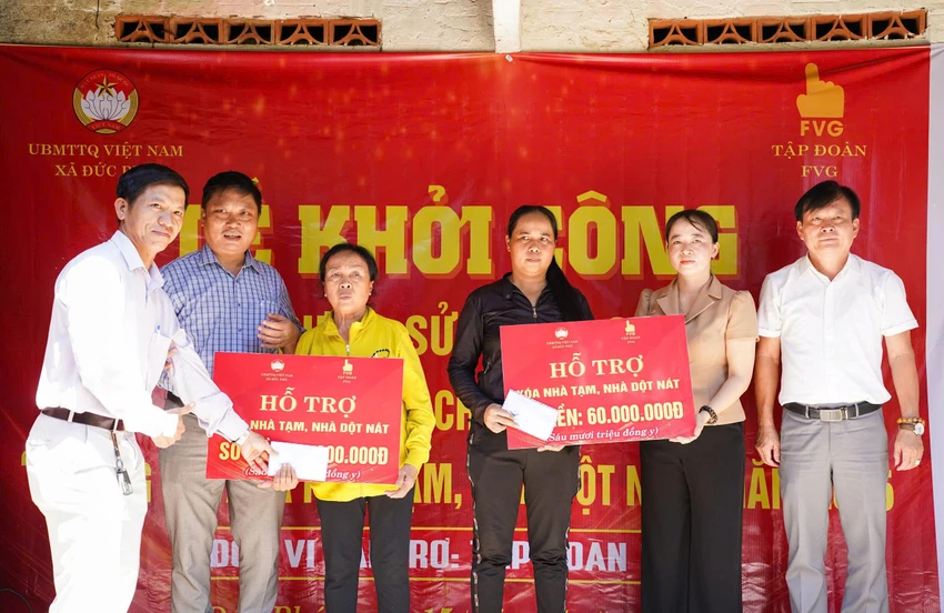 xoa-nha-tam.jpg
