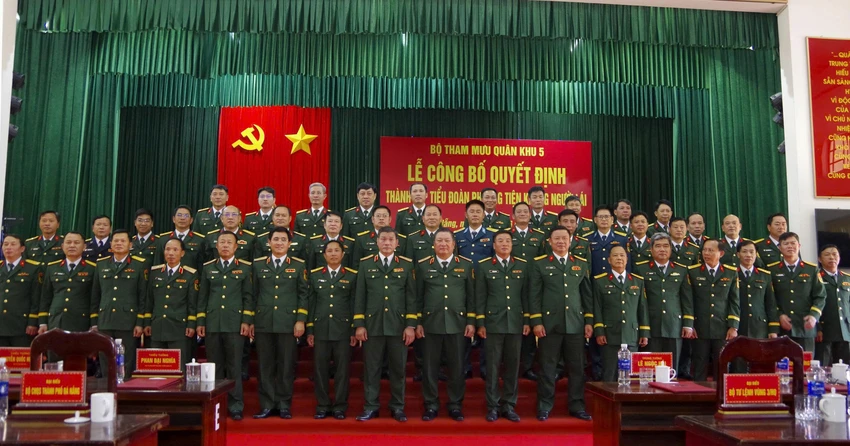 quan-khu-5-tieu-doan-khong-nguoi-lai.jpg