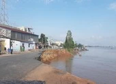 Phó Thủ tướng Trương Hòa Bình khảo sát điểm sạt lở QL91
