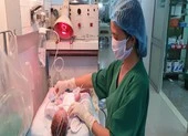 30 phút cứu sống mẹ con sản phụ bị lupus ban đỏ hệ thống 