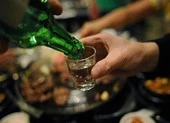 Ngăn cháu ruột chở bạn nhậu đi cấp cứu để xóa dấu vết án mạng