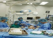 Bị u nhầy nhĩ trái biến chứng làm tắc mạch máu não