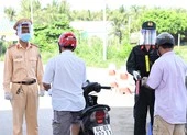 Trà Vinh thuê phương tiện đưa người và xe 2 bánh qua chốt kiểm soát y tế