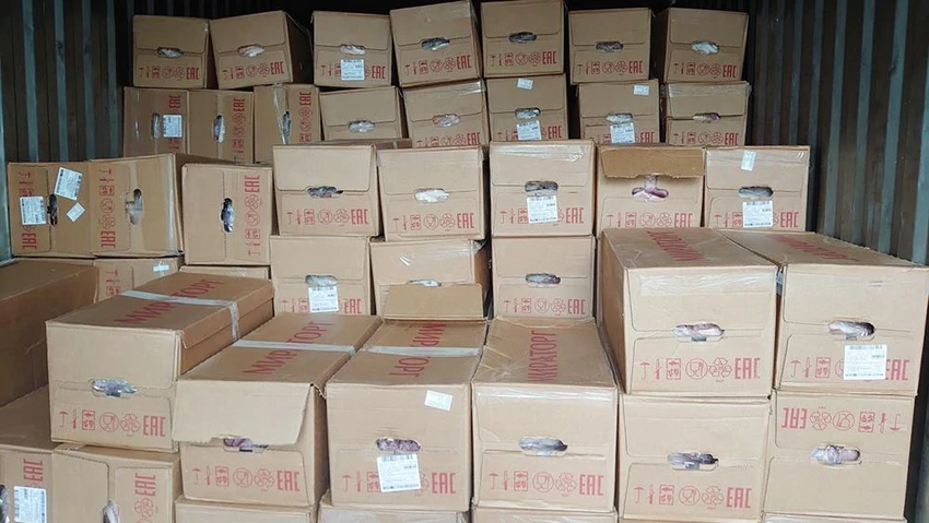 Số thịt heo nhãn nước ngoài không rõ nguồn gốc. Ảnh: CACC Số thịt heo nhãn nước ngoài không rõ nguồn gốc. Ảnh: CACC