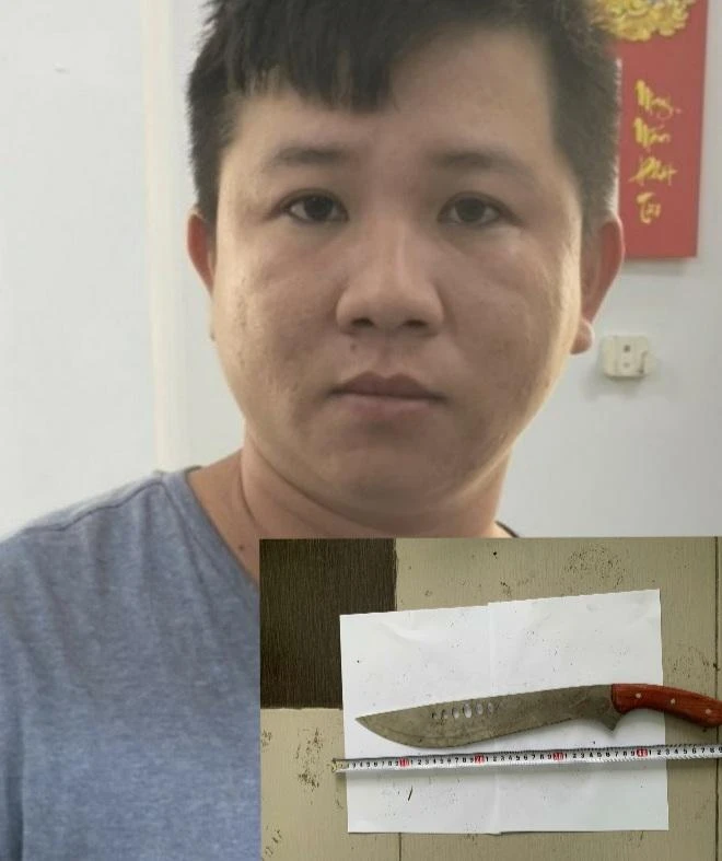 Trần Quốc Được cùng hung khí. Ảnh: CACC Trần Quốc Được cùng hung khí. Ảnh: CACC