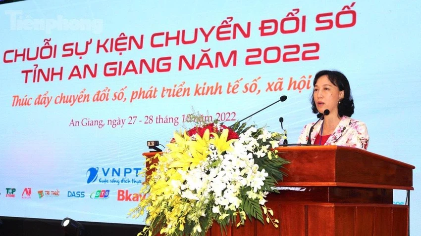 Bà Nguyễn Thị Minh Thúy - Phó Chủ tịch UBND tỉnh An Giang Bà Nguyễn Thị Minh Thúy - Phó Chủ tịch UBND tỉnh An Giang