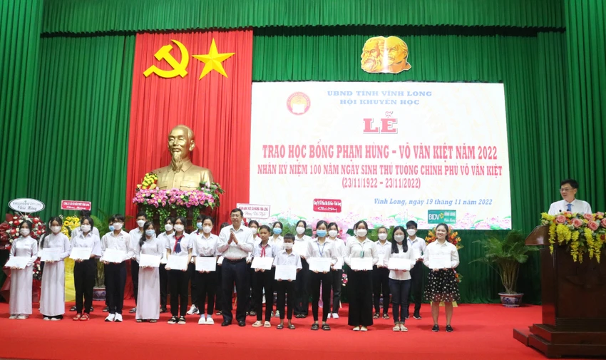 học bổng võ văn kiệt