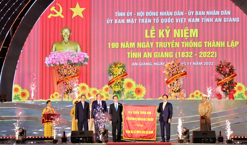 190 năm an giang