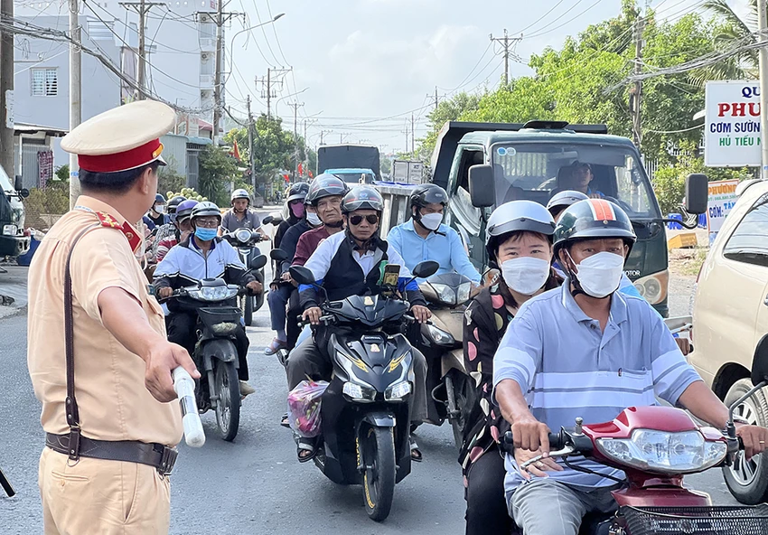 va chạm xe từ thiện va chạm xe từ thiện