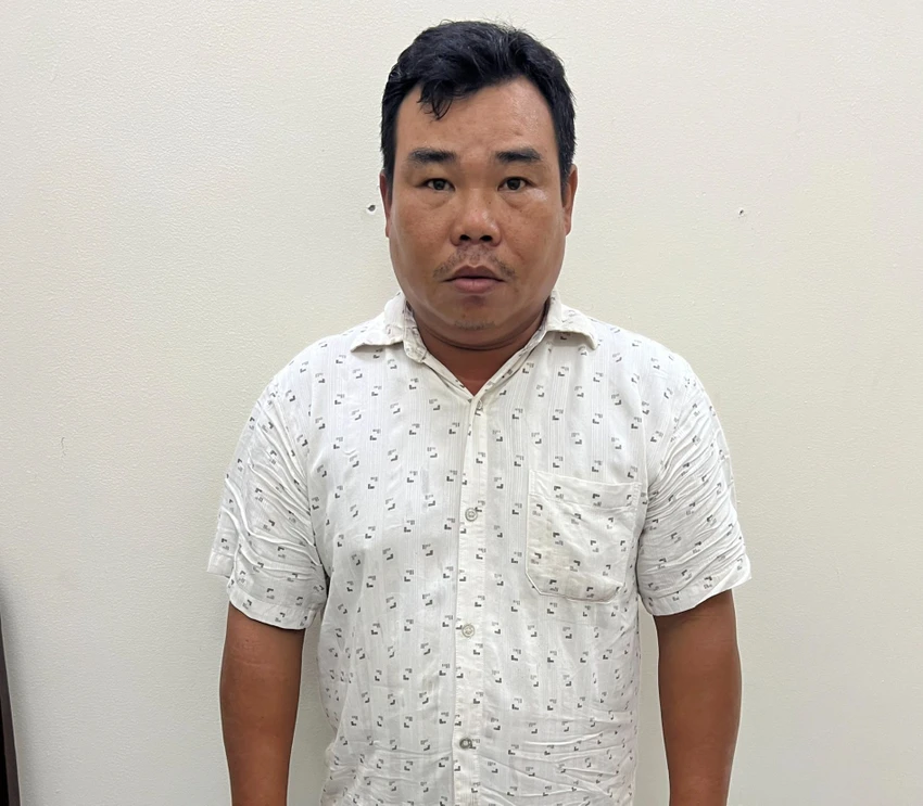 đâm chủ nợ
