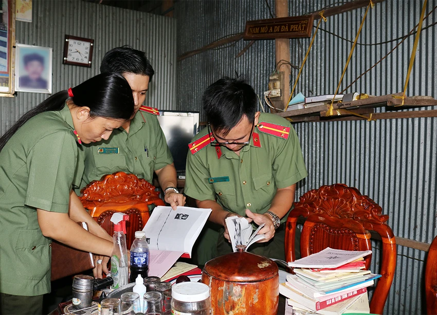 chống phá nhà nước chống phá nhà nước