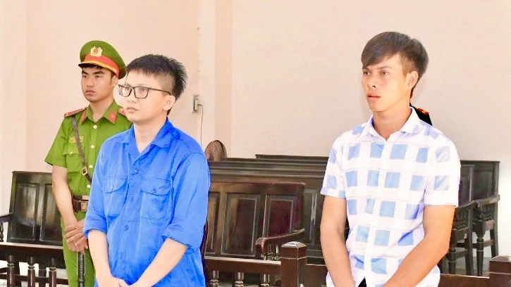 ban-tai-khoan-ngan-hang.jpg