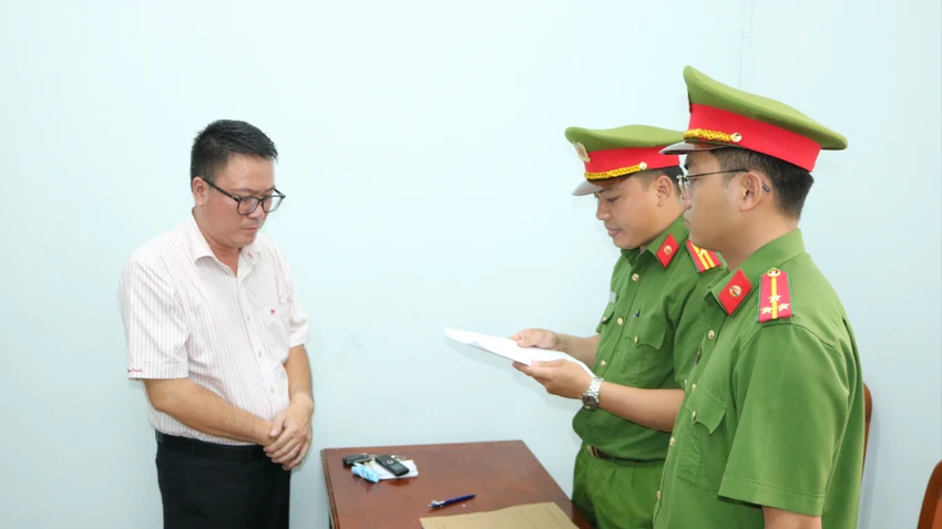 lua-dao-mua-ban-dat.JPG