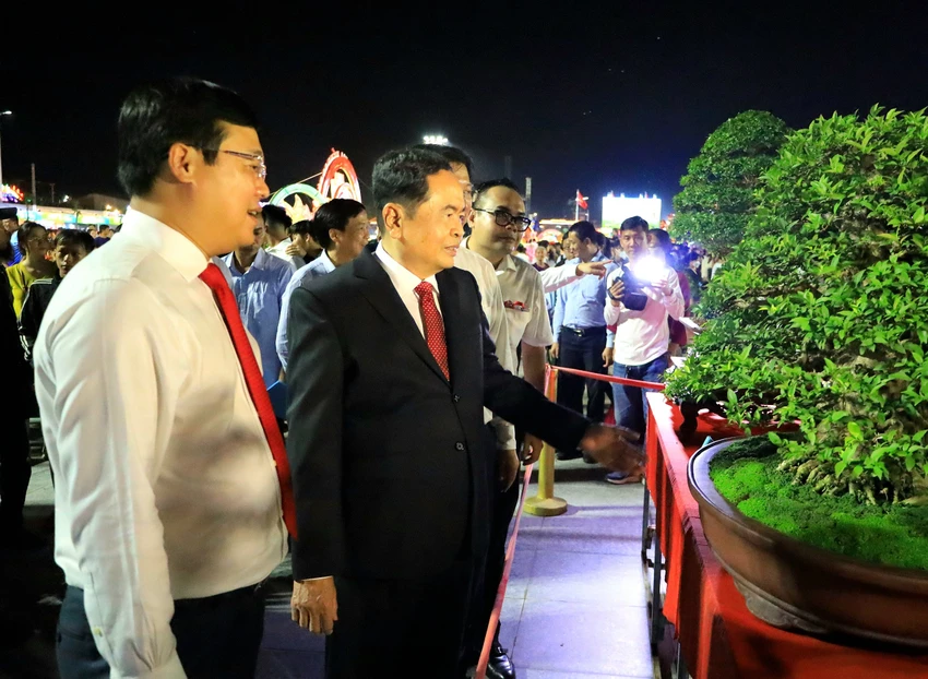 festival-sa-dec-khai-mac-9113.jpg