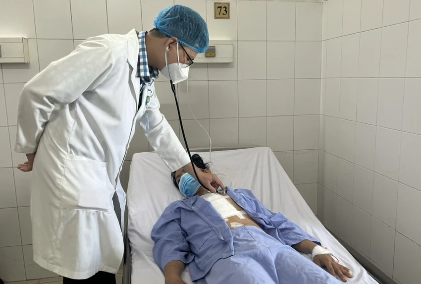 benh-nhan-vet-thuong-o-tim.jpg