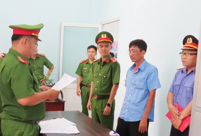can-bo-long-xuyen-thanh.jpg