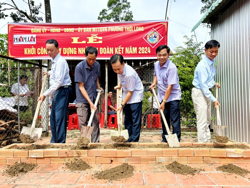 nha-dai-doan-ket-2.jpg